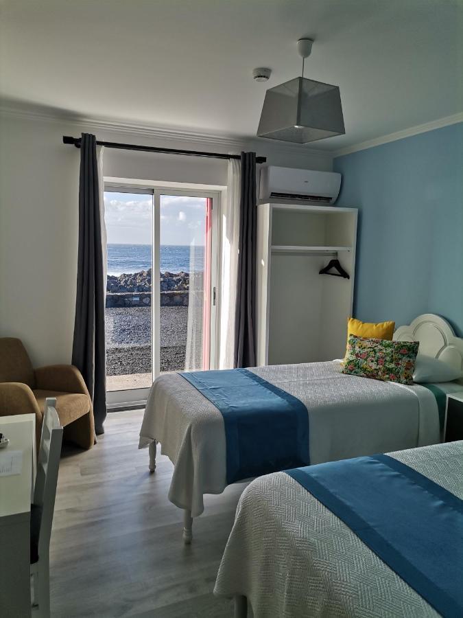 Ocean Breeze Bed & Breakfast Cais do Mourato Exterior photo